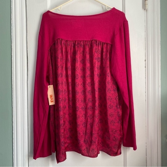 NWT- Plus Size EVRI Mixed Media Top - Size 0X - Picture 5 of 8